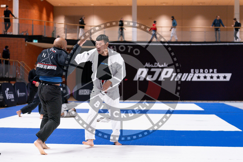 20241013PBB2539 | Athletes compete during the AJP Tour Europe Continental Jiu-Jitsu Amateurs & Masters Championship on October 13, 2024 in Almere near Amsterdam, Netherlands. © Chiara Dazi / photoblackbelt