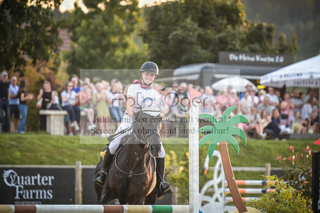 DOS_1831 | Entdecke hochwertige Reitturnierfotos von Foto Oger. Professionell, emotional und authentisch – jetzt Lieblingsmomente im Shop bestellen.Deutschlandweite Turnierfotografie. - Realisiert mit Pictrs.com