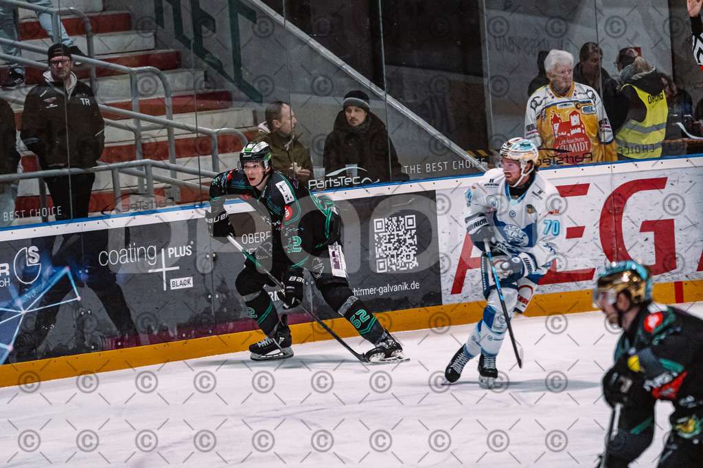 Alligators_vs_Riessersee_03_02_2026-15 | Höchstadt Alligators Fotogalerie: Eishockey-Action aus Franken. Professionelle Spielfotos, Portraits & Stadionbilder zum Download. Jetzt entdecken! - Realisiert mit Pictrs.com