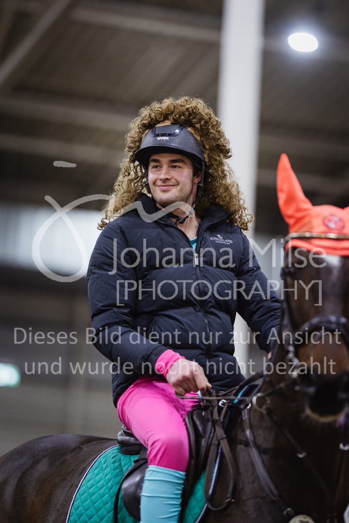 240113_Münster_Kostümspringen-331 | Deine schönsten Turniermomente als professionelle Fotos! Entdecke hochwertige Pferdesport-Fotografie im Online-Shop. Jetzt Fotos finden & bestellen!