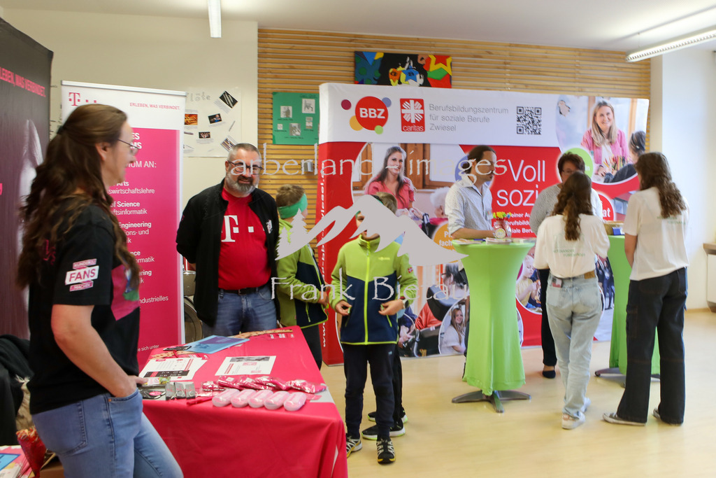 OE7A3028 | Medien- Sport- Entertainmentfotos