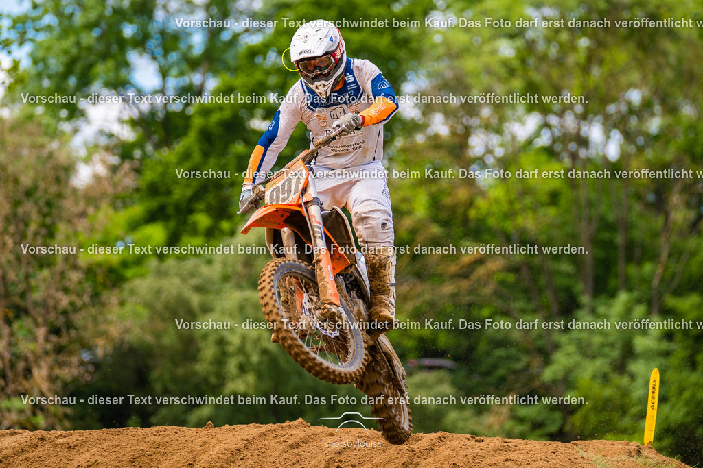 20260607_MSCParmen-0369 | Sportfotografin aus Berlin-Brandenburg mit Fokus auf Motocross. Ich halte deine sportliche Leistung und echte Emotionen auf und neben der Strecke professionell fest. Entdecke die Fotos von deinem Rennen und bestelle sie direkt hier im Shop.