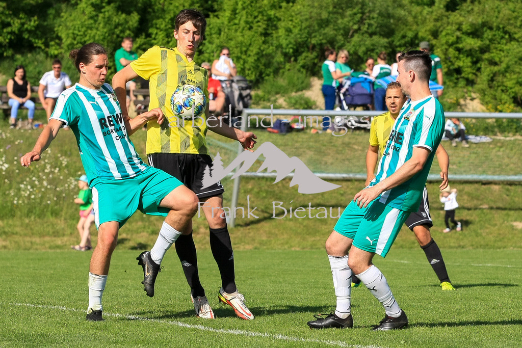 993T1489 | Medien- Sport- Entertainmentfotos