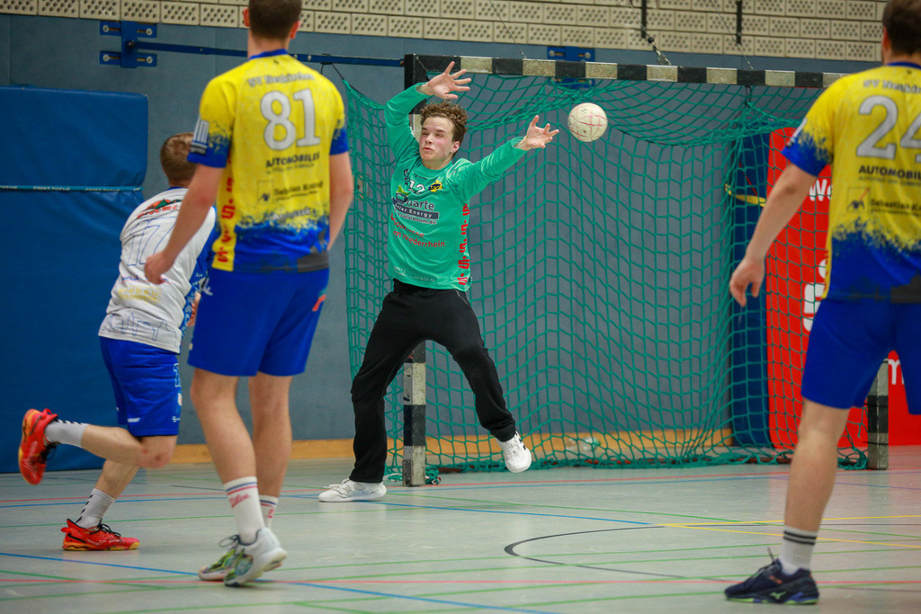 SVN_TVIssum_250426_047 | Bildergalerie von Sport-Ereignissen aber auch von weiteren spannenden Dingen - nicht nur vom Niederrhein. In Anlehnung an den bekannten Spruch von Hanns Dieter Hüsch heißt das Motto: "Niederrhein ist überall".  - Realisiert mit Pictrs.com