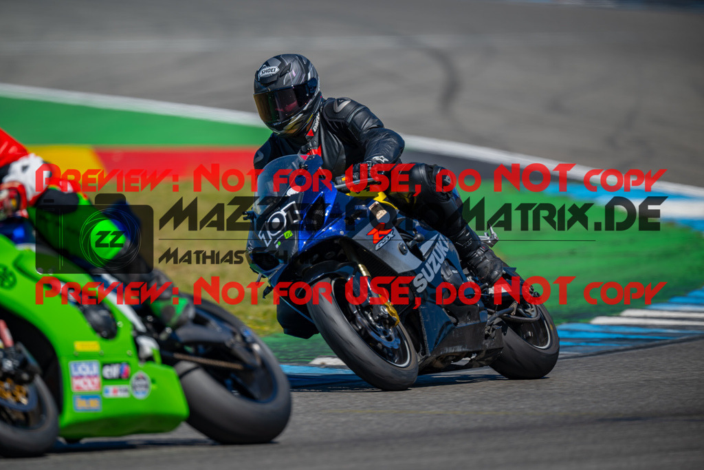 MaZZes-Fotomatrix-20260523-123032 | GRUEN