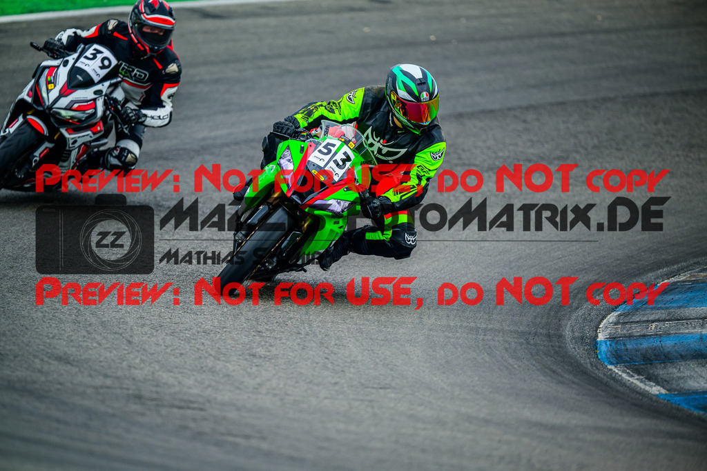 MaZZes_FotoMatrix_240614_6007705_3548 | GELB