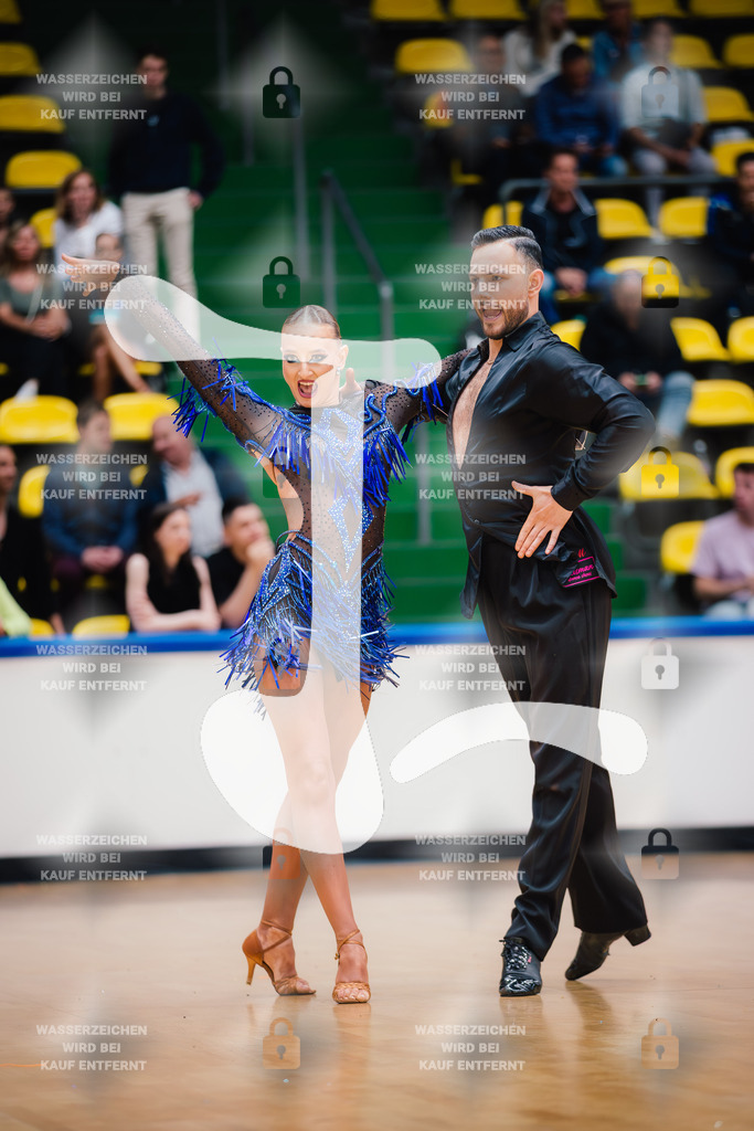Hessen Tanzt WDSF International Open Latin 17th (49) Mark Polishchuk _ Domenica Erontschenko (TC Rot-Weiss Casino Mainz)-2025-05-18-4175 | Webshop for digital downloads and prints of dance sport, event & show photographer Julian Link - Realisiert mit Pictrs.com