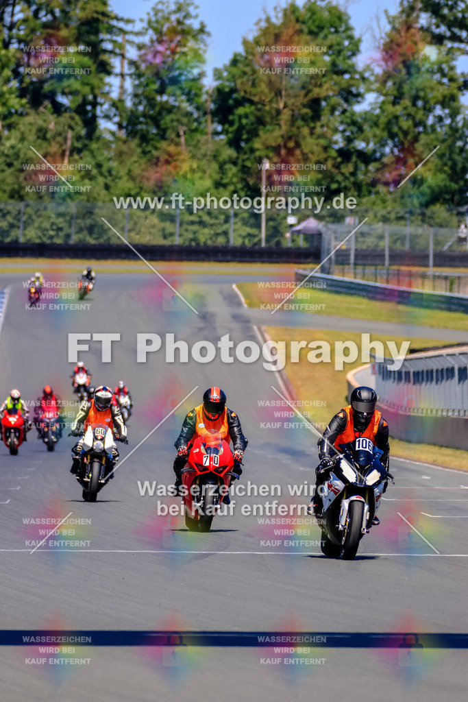 _TCM6112 | Hier findet Ihr Bilder von Touristenfahrten auf der Nürburgring Nordschleife oder von anderen Veranstaltungen die ich besucht habe. Viel Spass beim Durch Schauen 