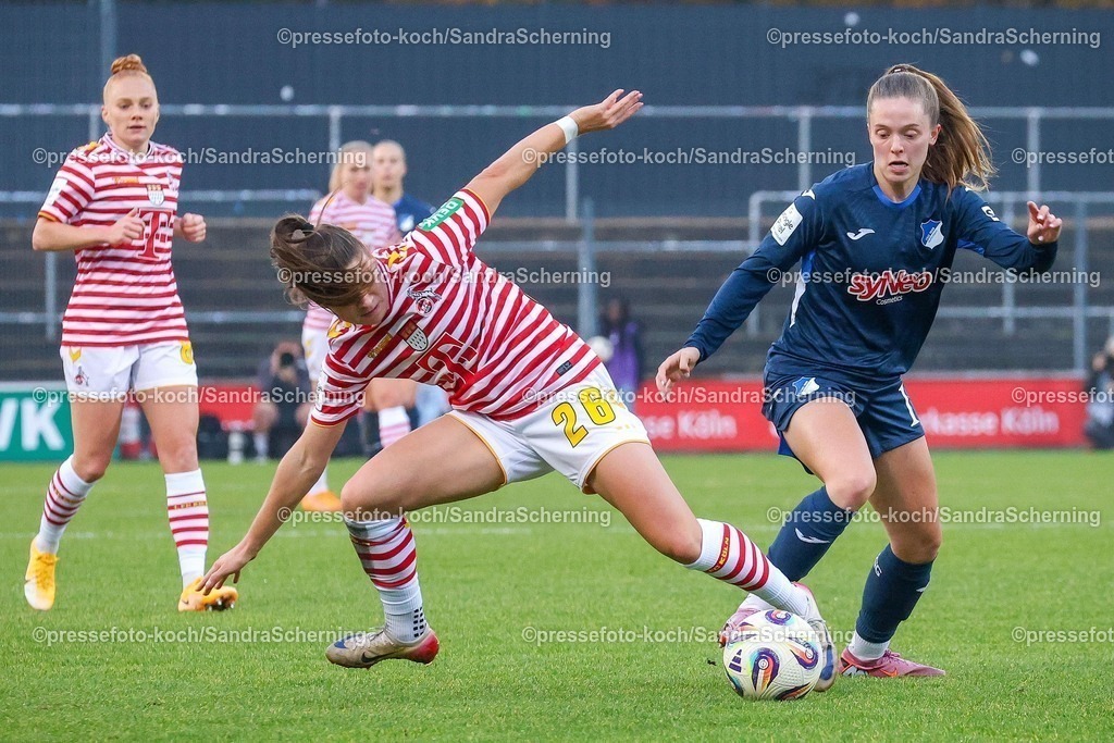 xSSCx09112501002 | 09.11.2025, xsscx, Frauen Fussball, 1. FC Koeln - TSG 1899 Hoffenheim, 1. Fussball Bundesliga, 10. Spieltag, Franz-Kremer-Stadion, Saison 2025 2026: Martyna Wiankowska (1. FC Koeln #26) im Zweikampf gegen Valesca Ampoorter (TSG Hoffenheim #18) DFB regulations prohibit any use of photographs as image sequences and or quasi-video.