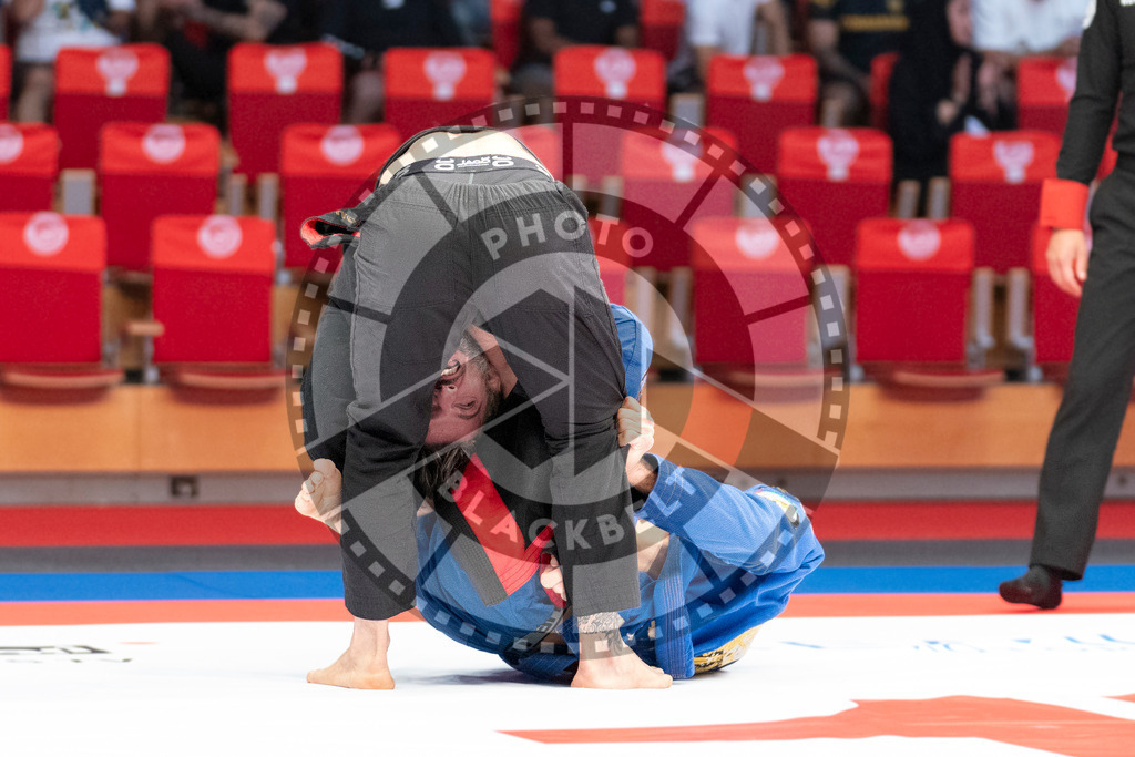 20231107PBB4150 | Fighters compete during the AJP World Master Championship in the Mubadala Arena in Abu Dhabi, Arab United Emirates, on November 7, 2023.