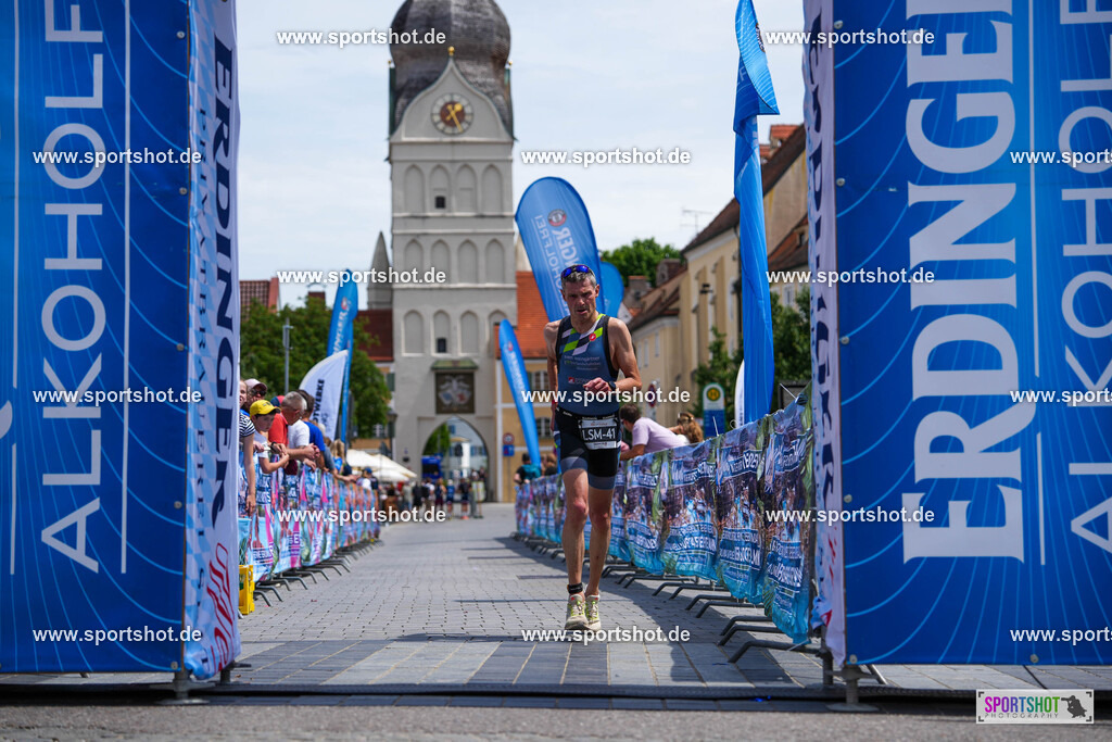 DSC03795 | Stadttriathlon Erding 2025. #yourpictrs #sportshot_your_pictrs @Sportshotphotography #stadttriathlonerding Copyright: www.sportshot.de