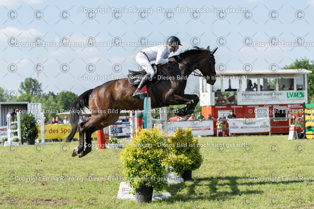 CL5A5100 | Emilia Reinking Fotografie - Realisiert mit Pictrs.com