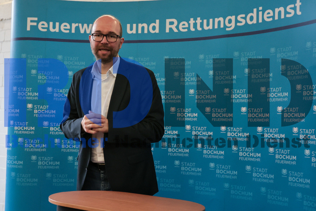 SES_KINFEU20250503-4 | bond - Realisiert mit Pictrs.com