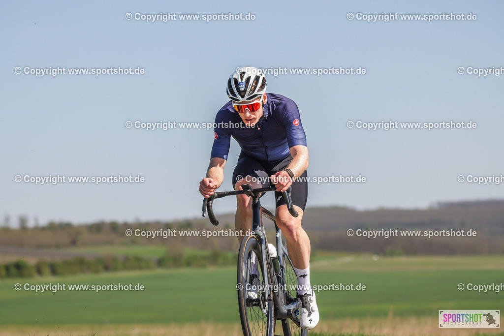 368A3358 | Neusiedlersee Radmarathon 2026@sportshot_your_pictrs #yourpictures#roadtowm2029 #nrm #neusiedlerseeradmarathon #neusiedlersee #neusiedlerseetourismus #burgenland #mörbisch #nrm26 #burgenlandtourismus #voglundco #poweredbyburgenlandtourismus #radsport #rad #marathon #ucigranfondo #visitburgenland #ucigranfondoworldseries