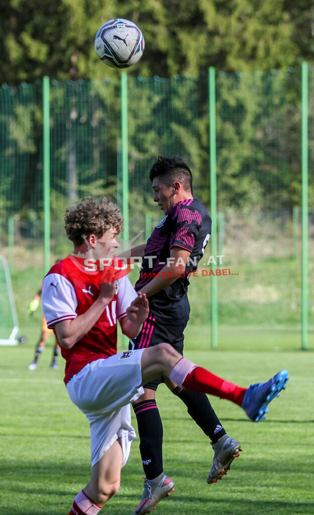 AUSTRIA U15 - MEXICO U15 | MARCEL STÖHR (Austria #14) ; AUSTRIA U15 - MEXICO U15 am 29.04.2022 in Arnoldstein
(Sportplatz), AUSTRIA, (Photo by Ernst Krawagner sport-fan.at) - Realisiert mit Pictrs.com