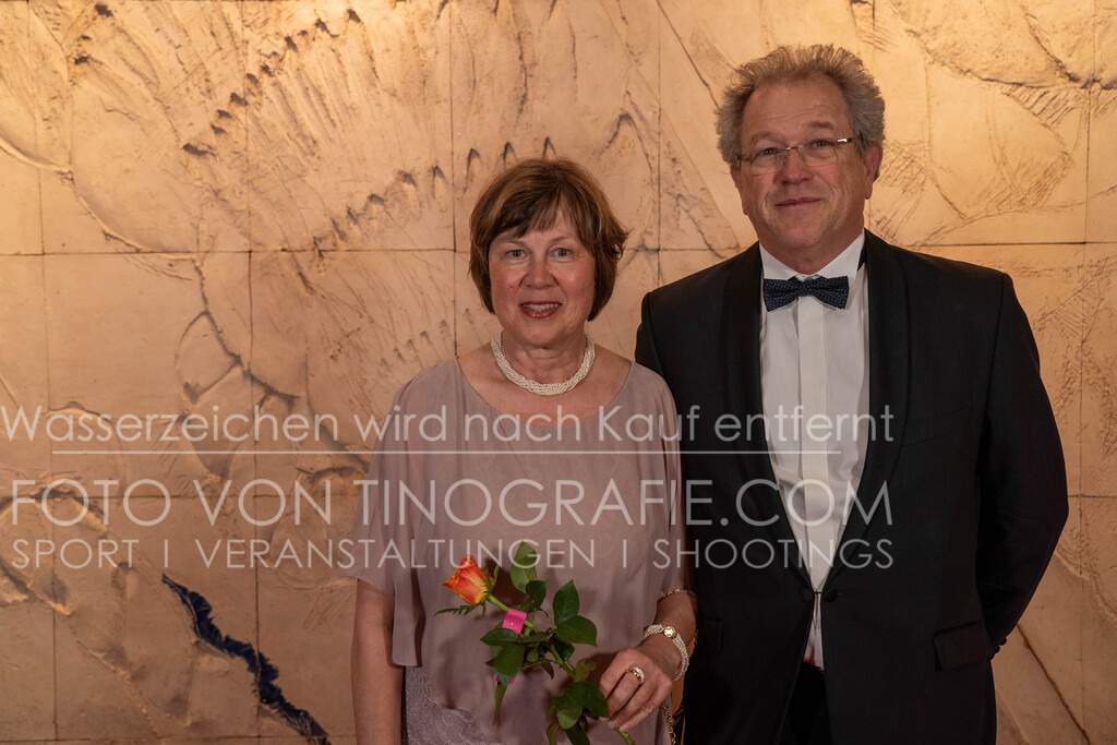CCC_Frühlingsball_Teppich_byTINOGRRAFIE-93 | (c) TINOGRAFIE.COM