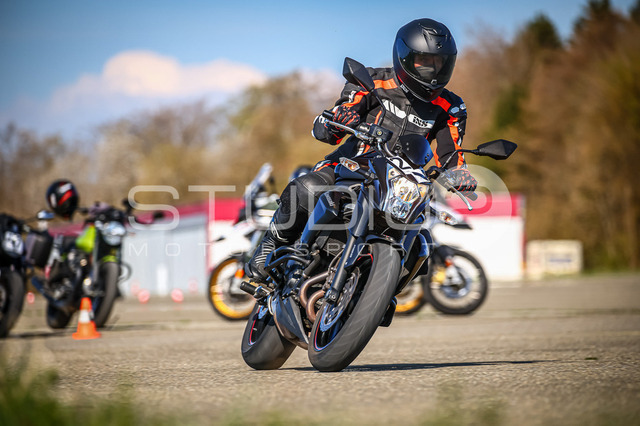 0027-260418_NOE2-002_27 | Deine Full-Service-Agentur für ✔️Videoproduktionen und ✔️Motorsportfotografie Jetzt Angebot anfragen!