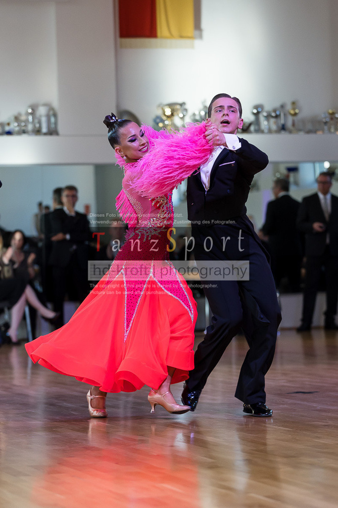 20240615_DM-Jun2-Kombi_11288 | Tanzsportbilder, Standardtanz, Lateintanz, WDSF, DTV, LTVB, dancecomp, goc, hessen tanzt, blaues band der spree, walzer, tango, wiener walzer, slowfox, quickstepp, samba, rumba, cha-cha-cha, paso doble. jive, hd-kroft photography, turniertanzsport