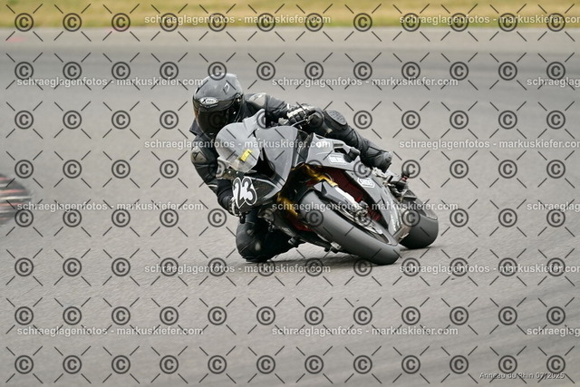 25bt05-1468 | markuskiefer.com - Realisiert mit Pictrs.com