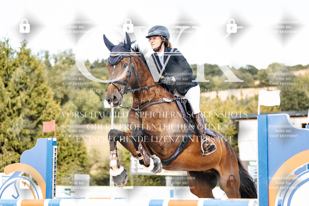 CK903677 | Turnierfotografie Pferdefotografie Trier Rheinland-Pfalz Pferdesport Reitsport Tierfotografie Sportfotografie Pferdevideo Pferdevideografie Equestrianvideography equestrianphotography  - Realisiert mit Pictrs.com