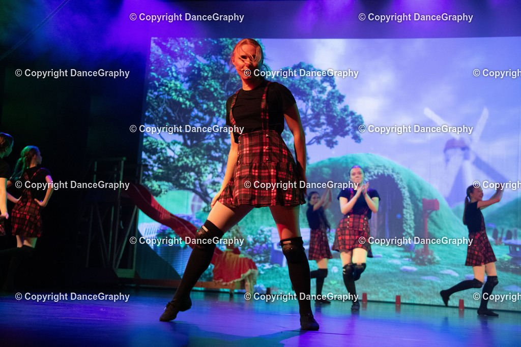 GPHY3089 | DanceGraphy - Realisiert mit Pictrs.com