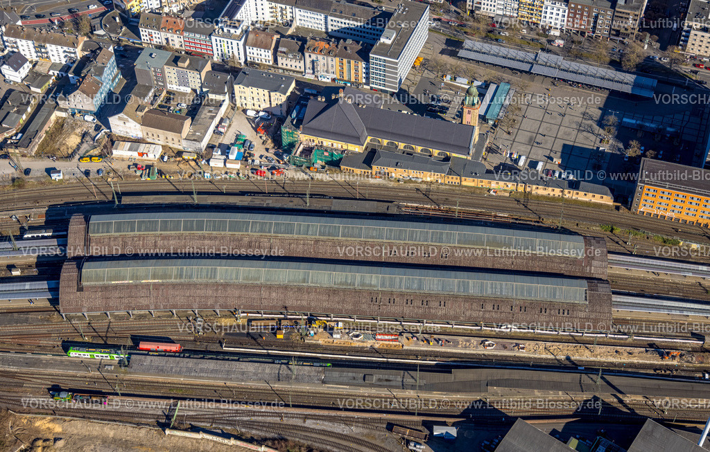 Hagen250302442 | Luftbild, Hbf Hauptbahnhof Hagen mit Bahnhofsvorplatz und Bahnsteigen, Wehringhausen, Hagen, Ruhrgebiet, Nordrhein-Westfalen, Deutschland