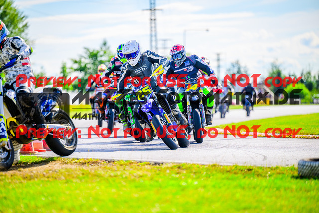 MaZZes_FotoMatrix_240713_6021986_8652 | UE40