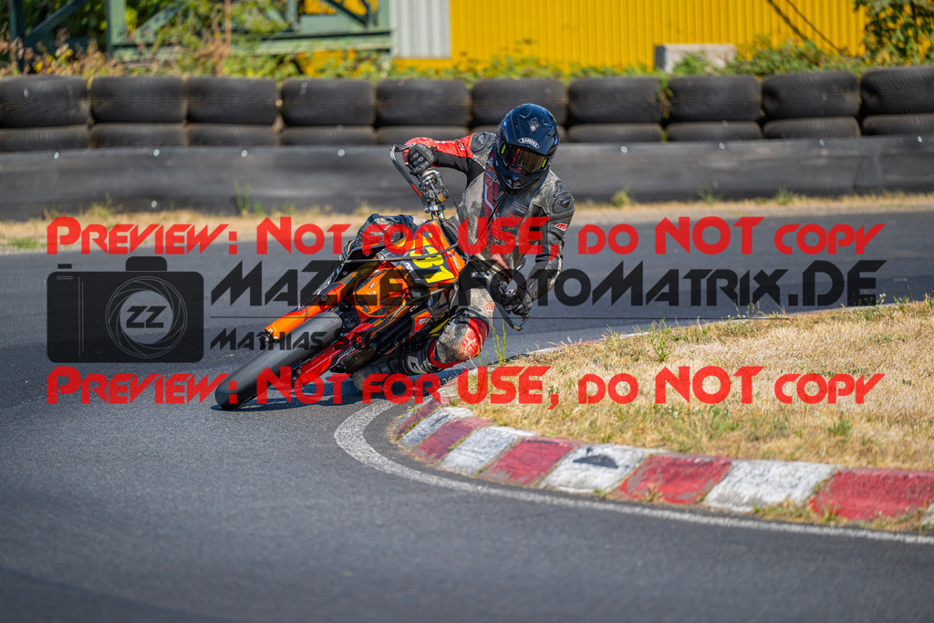 MaZZes-Fotomatrix-20260815-607196 | S2