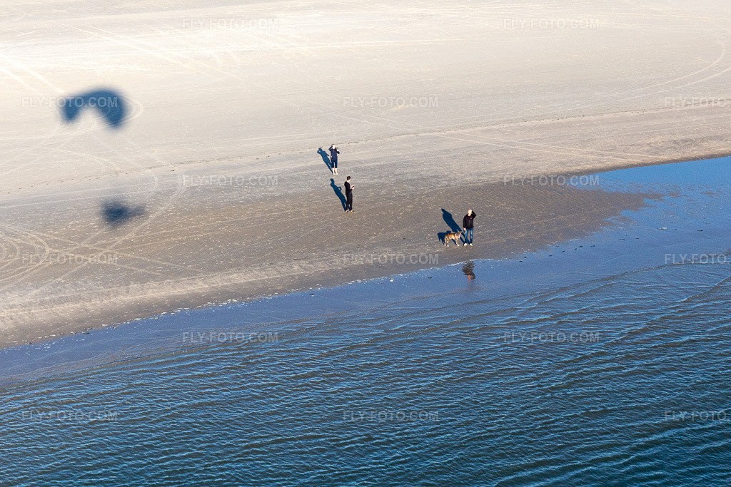 Aerial view: Fanoe Bad Beach in Fanø in the state South Denmark, Denmark.Photo: IMG_118777.jpg taken on 09/21/2019 by Werner Riehm/FLY-FOTO.comResolution of the original: 3702 x 2468 px