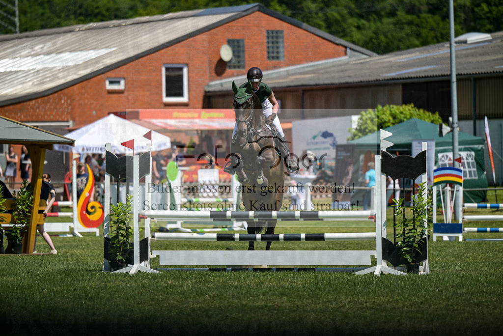 Reitturnier Voxtrup | Entdecke hochwertige Reitturnierfotos von Foto Oger. Professionell, emotional und authentisch – jetzt Lieblingsmomente im Shop bestellen.Deutschlandweite Turnierfotografie. - Realisiert mit Pictrs.com