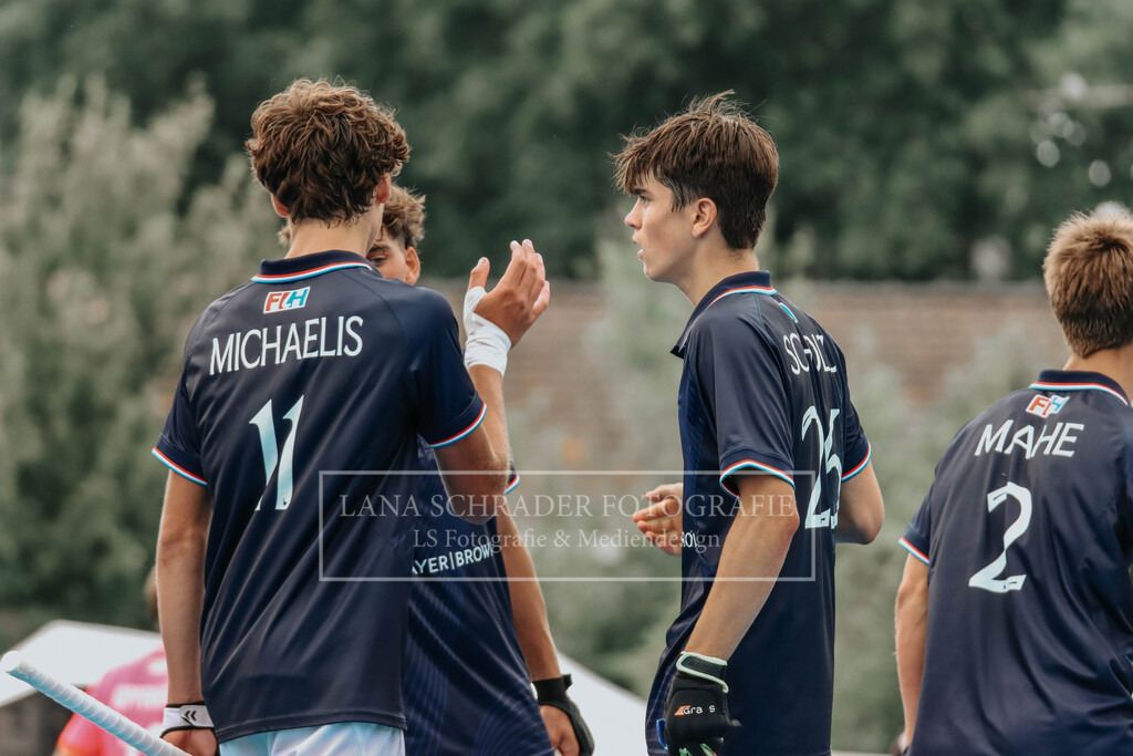 EM_MU18_F_GER-FRA_Lille_bearbeitet (275 von 433) | lanaschraderfotografie - Realisiert mit Pictrs.com