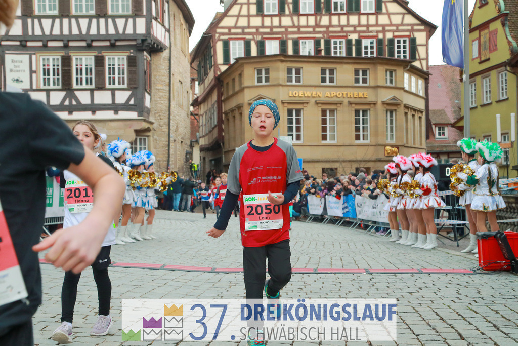AOK JuniorCup 400m | 3Koenigslauf 2023 - Realisiert mit Pictrs.com