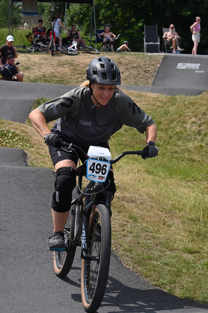 DSC_7355-cam-florian | German Pumptrack Series - Realisiert mit Pictrs.com