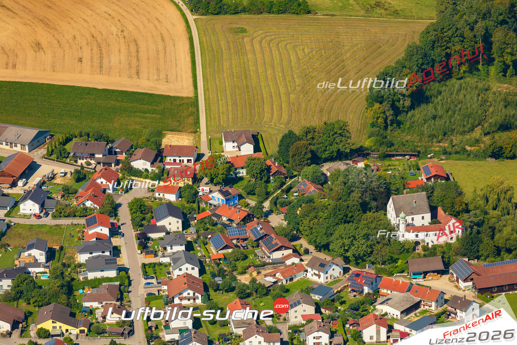 Luftaufnahme Lichtenhaag Gerzen - Die Luftaufnahme wurde 2025 vom UL-Flugzeug heraus erstellt ( keine Drohne ) - Hochauflösende Luftaufnahme - für professionelle Ausdrucke geeignet. Die Geschenkidee !Mit Lizenz und Bildrechte bestellbar