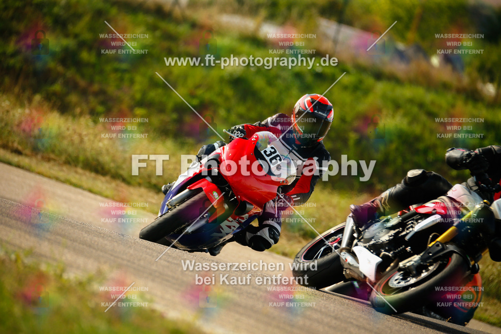 _MOT6105 | Hier findet Ihr Bilder von Touristenfahrten auf der Nürburgring Nordschleife oder von anderen Veranstaltungen die ich besucht habe. Viel Spass beim Durch Schauen 