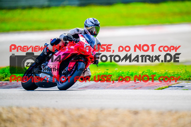 MaZZes_FotoMatrix_240911_6007705_8559 | ROT