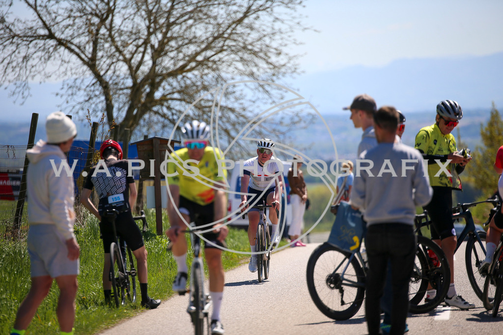 ..... | Wels, 23.04.2026, Kirschblüten Radrennen 2026 , Image shows: Photo: Wapics / Willdoner Andreas