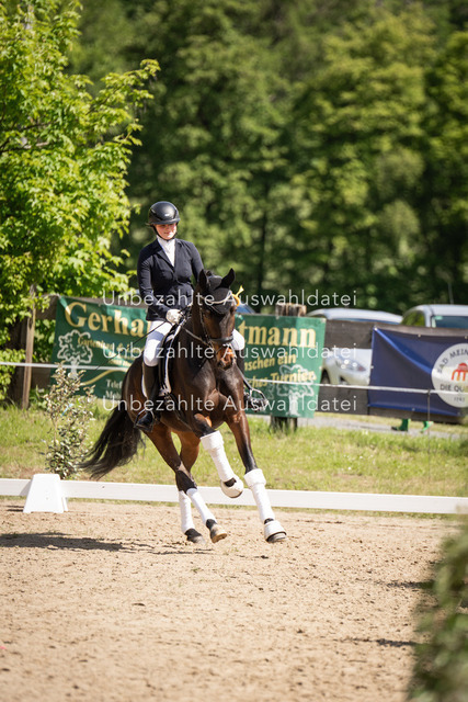 Bad_Meinberg_03959 | saradresslerfotografie - Realisiert mit Pictrs.com