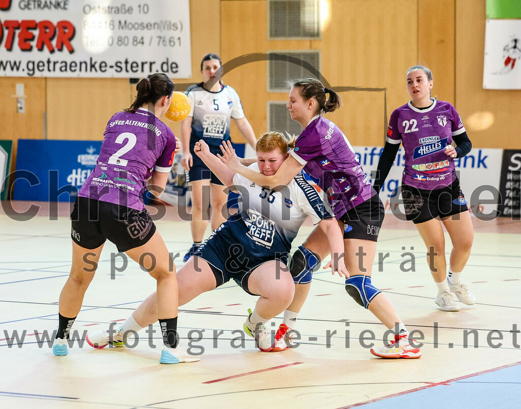 2023-12-16_105_SpVgg_Altenerding_gegen_HC_Donau-Paar_II | Erding, Deutschland, 16.12.2023:
Handball, Bezirksoberliga Frauen Altbayern 2023 / 2024, 10. Spieltag, SpVgg Altenerding gegen HC Donau/Paar II, Endergebnis: 22:22

Foto: Christian Riedel / fotografie-riedel.net