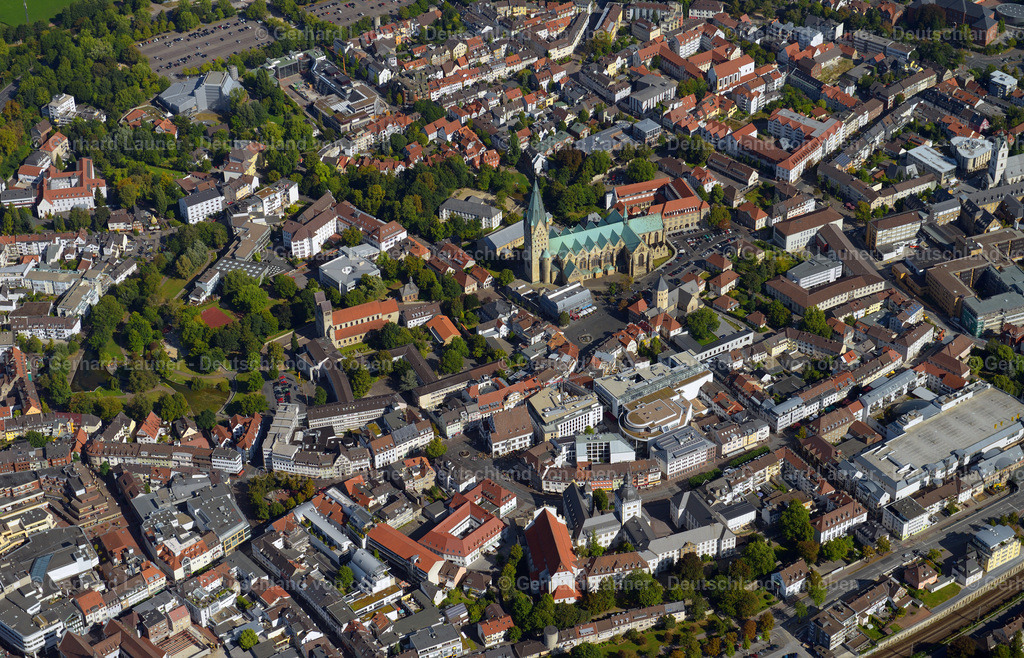 3292684 | Online-Shop für Luftbilder aus Deutschland. Seit über 45 Jahren baut Gerhard Launer das Luftbildarchiv mit unterschiedlichsten Themen stetig weiter aus.