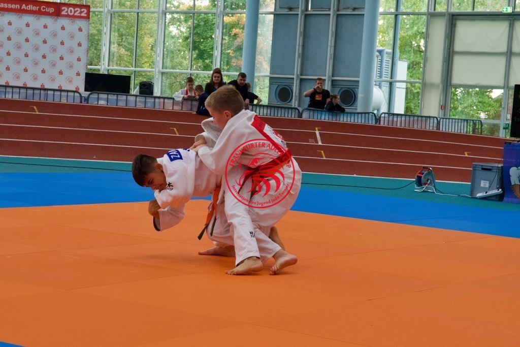 RAS_7787 | Fotos vom Adler Cup - Pictures from Adler Cup

Hier findet Ihr alle Eindrücke und großen Momente der Adler Cup Wochenenden. Here you will find all impressions and great moments of the Adler Cup weekends. - Realisiert mit Pictrs.com