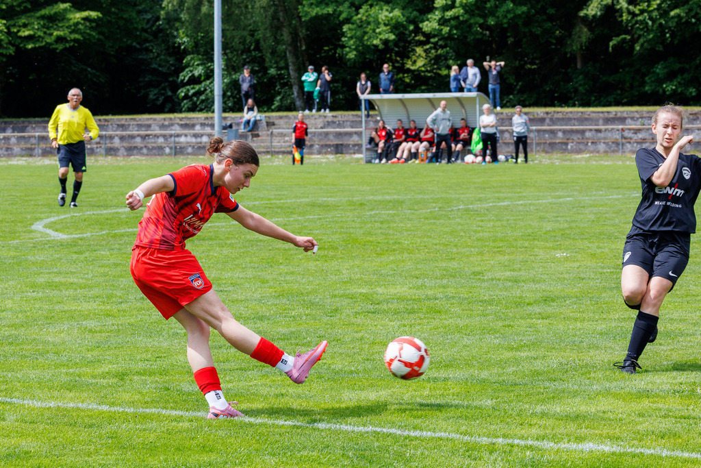 20260517-SGMHS-FCH_035 | SGM Hohenmemmingen/Sontheim vs. 1.FC Heidenheim 1846 II, Fußball, Frauen, Bezirksliga Meisterrunde, 2025/2026, 4. Spieltag, 17.05.2026 in Sontheim, Rasenplatz 1(Foto: Michael Bulling) - Realisiert mit Pictrs.com