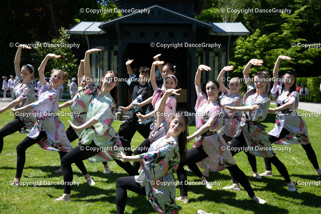 GPHY3950 | DanceGraphy - Realisiert mit Pictrs.com