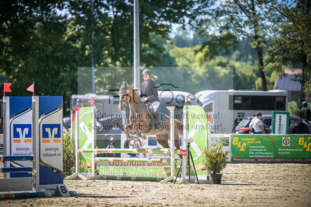 DOS_1522 | Entdecke hochwertige Reitturnierfotos von Foto Oger. Professionell, emotional und authentisch – jetzt Lieblingsmomente im Shop bestellen.Deutschlandweite Turnierfotografie. - Realisiert mit Pictrs.com