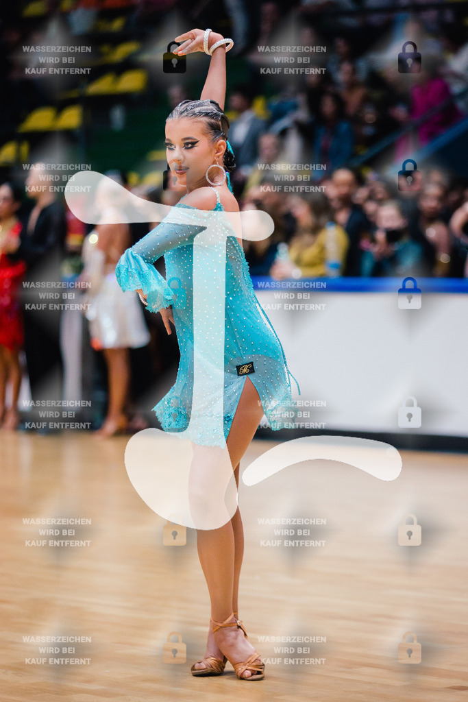 Hessen Tanzt WDSF Open Youth Latin 26th (44) Marcel Kunke _ Elvira Sofia Frunz (Schwarz-Weiß-Club Pforzheim)-2025-05-17-1209 | Webshop for digital downloads and prints of dance sport, event & show photographer Julian Link - Realisiert mit Pictrs.com