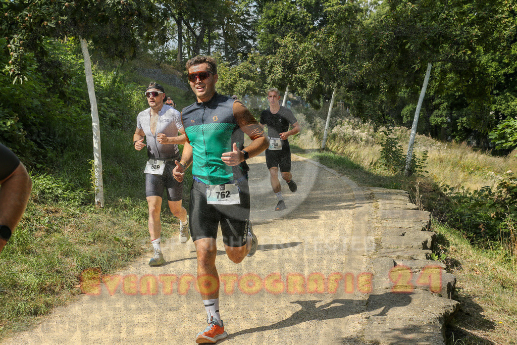 250824_1445_EX1_7429 | Sportfotografie im Rhein-Sieg Kreis, Köln, Bonn, NRW, Rheinland Pfalz, Hessen, etc. Unser Tätigkeitsfeld umfasst den Laufsport vom Volkslauf über den Marathon, Duathlon, Triathon bis zum Ultralauf wie Kölnpfad Ultra oder Schindertrail.