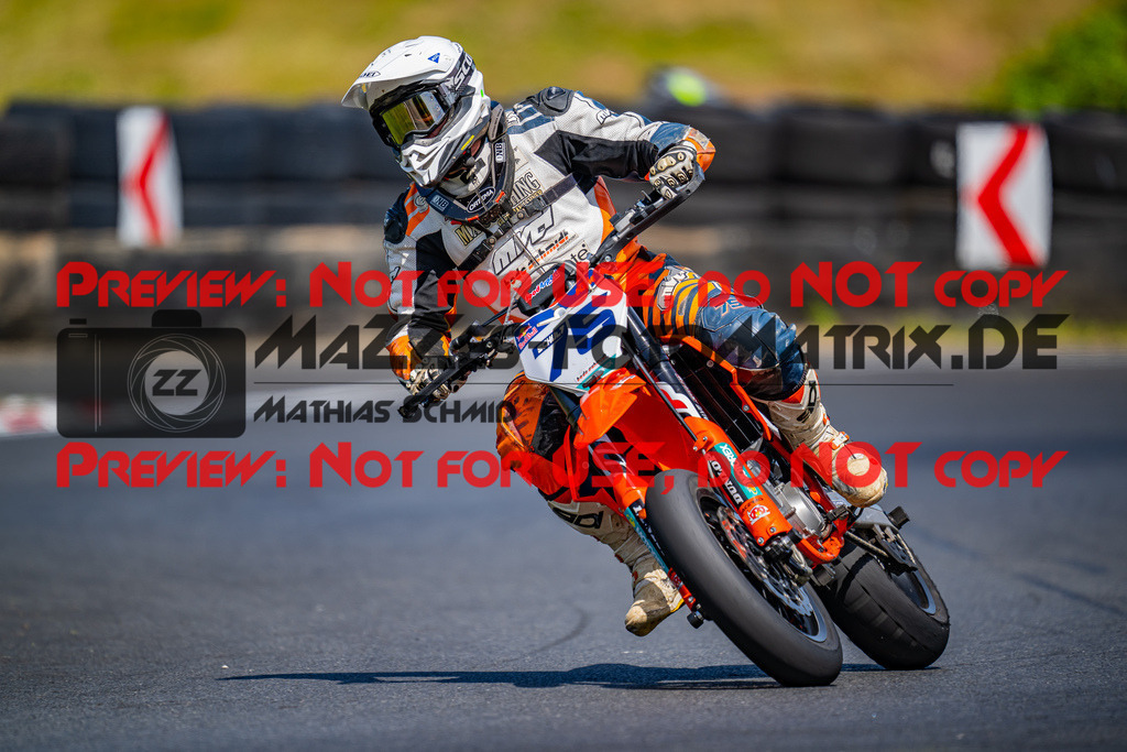 MaZZes_FotoMatrix_240430_6007705_1527 | Fotograf Mathias Schmid
Sportfotograf,
Eventfotograf,
Hochzeitsfotograf,
Portraitfotograf