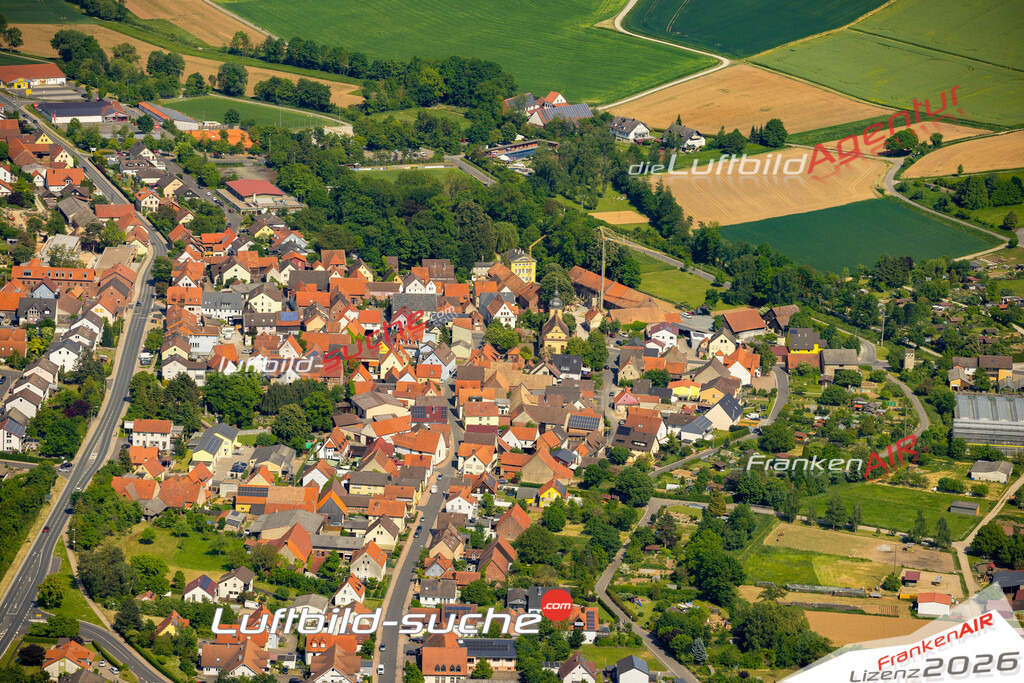 Das Luftbild zeigt  Uettingen - Die Luftaufnahme wurde 2023 vom UL-Flugzeug aus erstellt ( keine Drohne ) - Hochauflösende Luftaufnahme - Für grossformatige Ausdrucke geeignet. Die Geschenkidee !Mit Lizenz und Bildrechte bestellbar