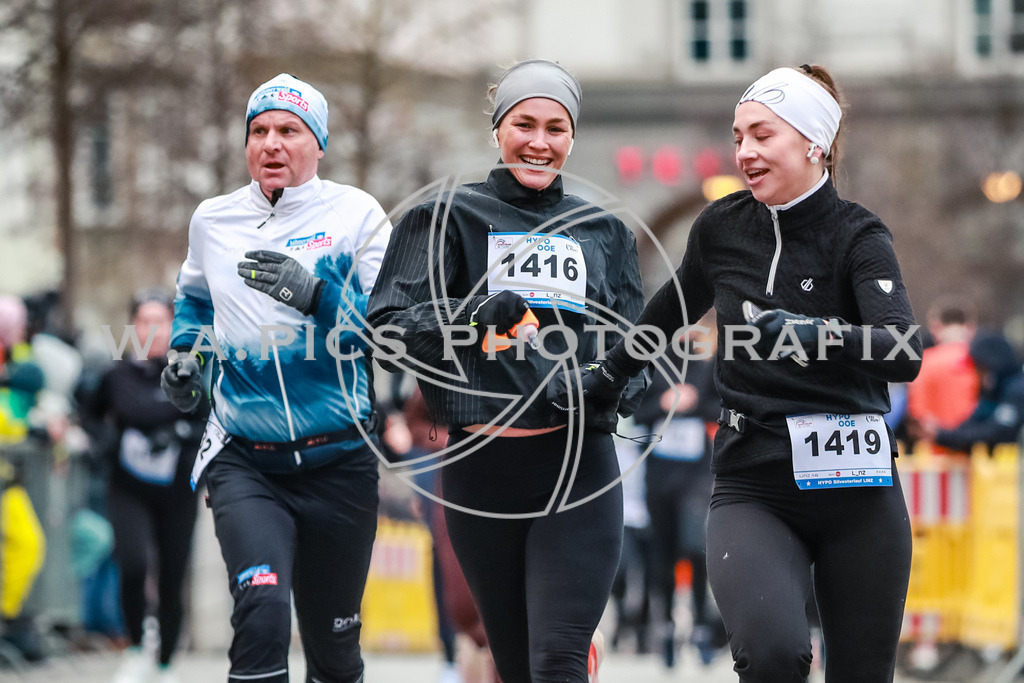 SILVESTERLAUF LINZ 25 | Linz, AUSTRIA, 31. Dezember 25, TRIRUN SILVESTERLAUF LINZ 25 , Image shows: 
Photo: WAPICS / BINDER Manuel