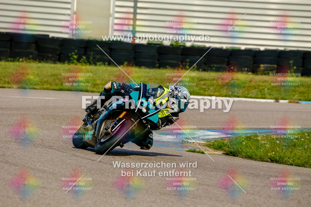 Chambley Juli-0204 | Hier findet Ihr Bilder von Touristenfahrten auf der Nürburgring Nordschleife oder von anderen Veranstaltungen die ich besucht habe. Viel Spass beim Durch Schauen 